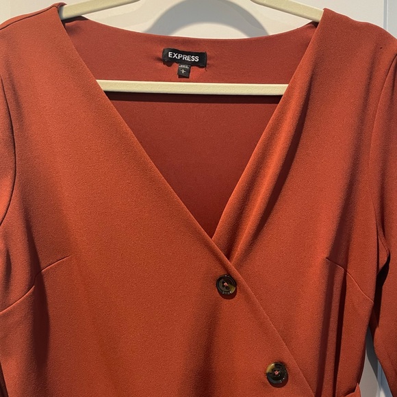 Express Burnt Orange Faux Wrap Size Large Dress - Picture 5 of 5